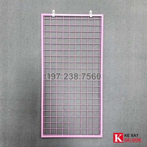 Ảnh thực tế khung lưới ô vuông màu hồng, khung hộp bao