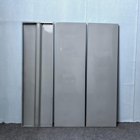 Mâm v lỗ - 150cm x 50cm - Xám