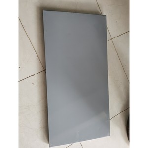 Mâm v lỗ -  70cm x 50cm - Xám