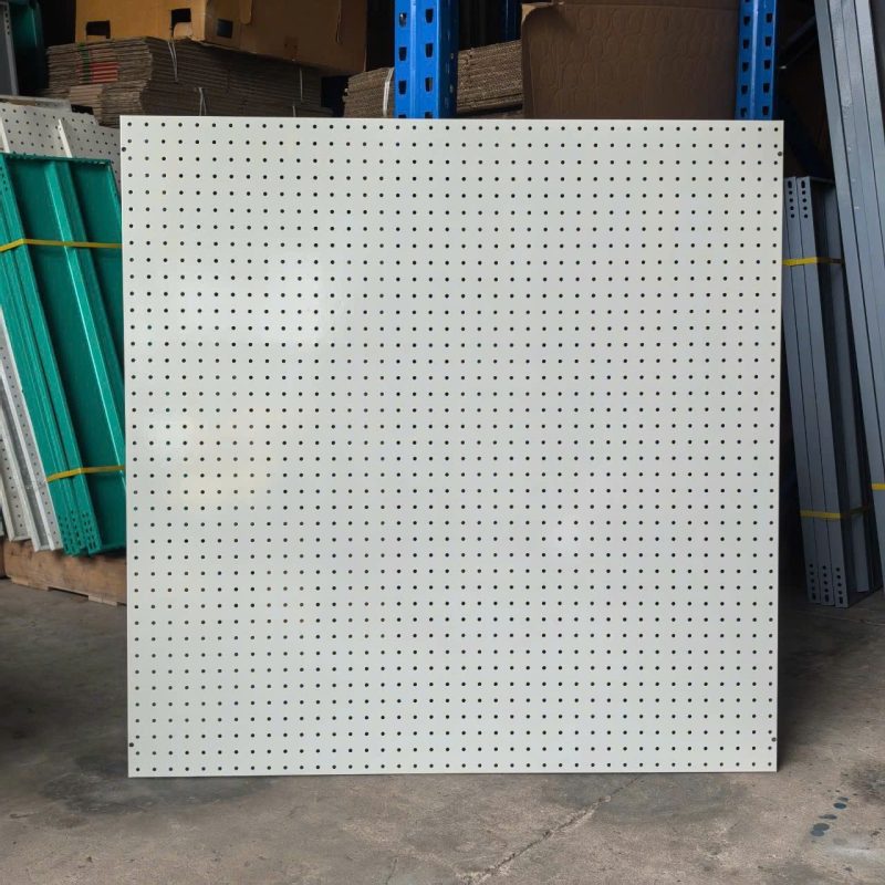 Tấm tôn lỗ 100cm x 120cm - Dày 1.2 li — kesatsaigon.com